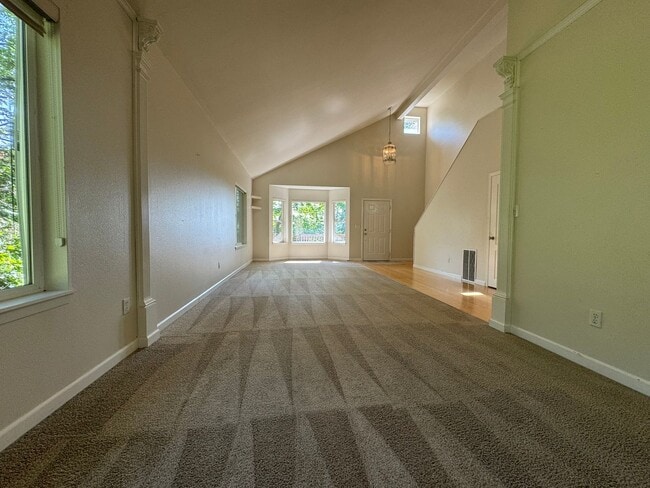Building Photo - 3Bd/2.5Ba Renton House