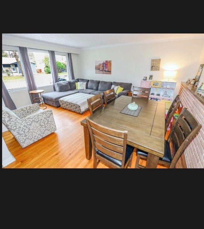 Photo du bâtiment - 101 Parkville Dr