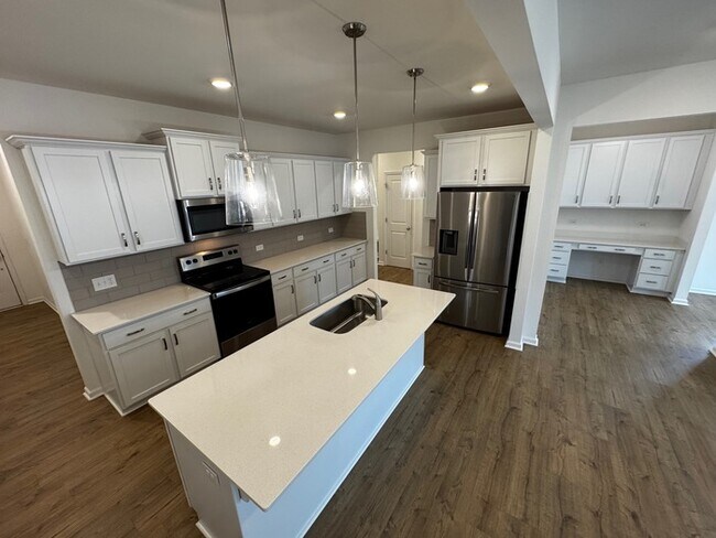 Building Photo - 197 Shay Crossing Rd