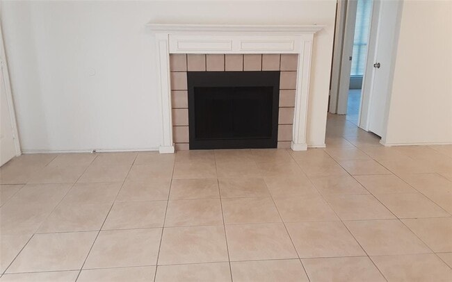 Building Photo - 1204 Orchard Park Cir