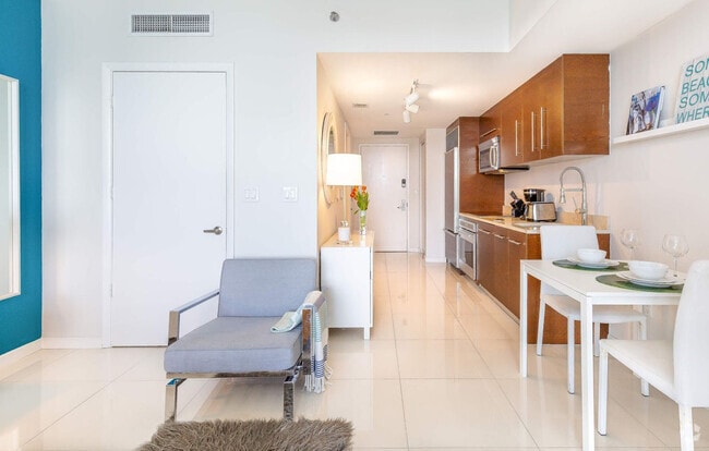 Building Photo - 485 Brickell Ave