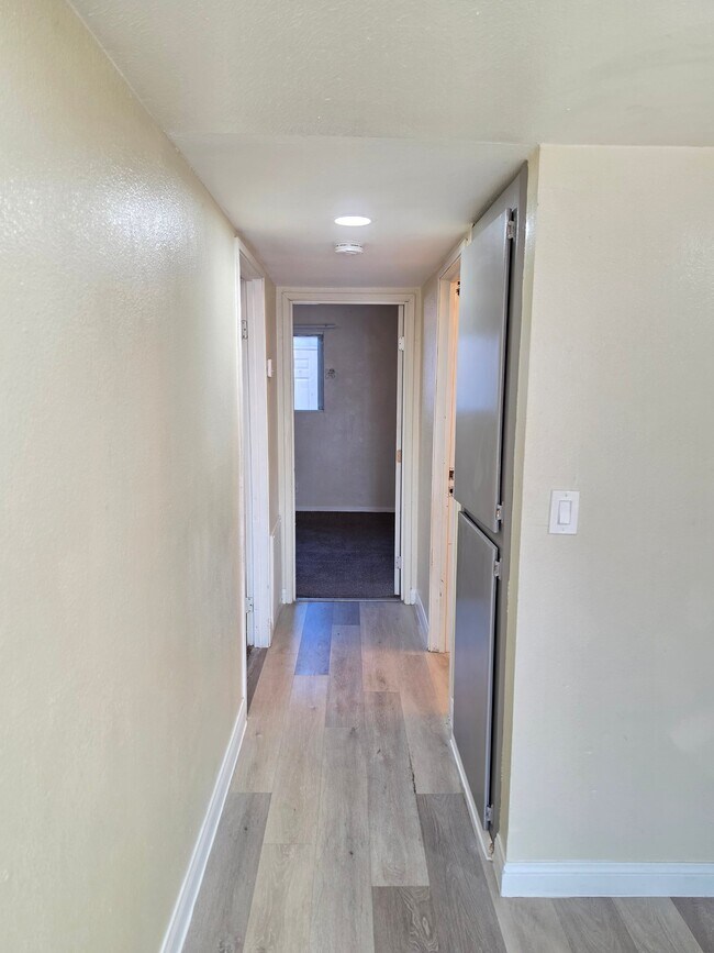 Foto del edificio - 3701 Thomas Ave