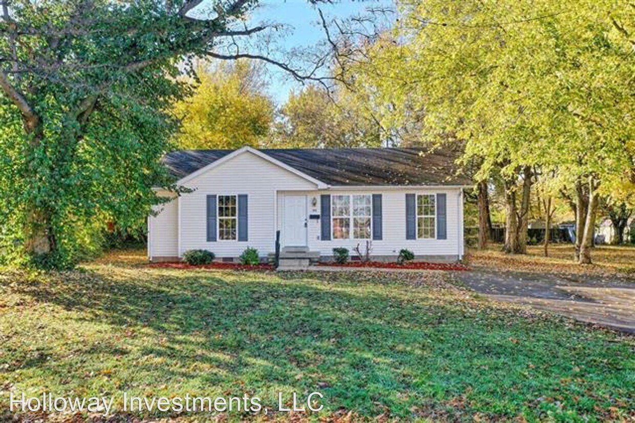 3 br, 1.5 bath House 623 Jackson Street House Rental in Franklin