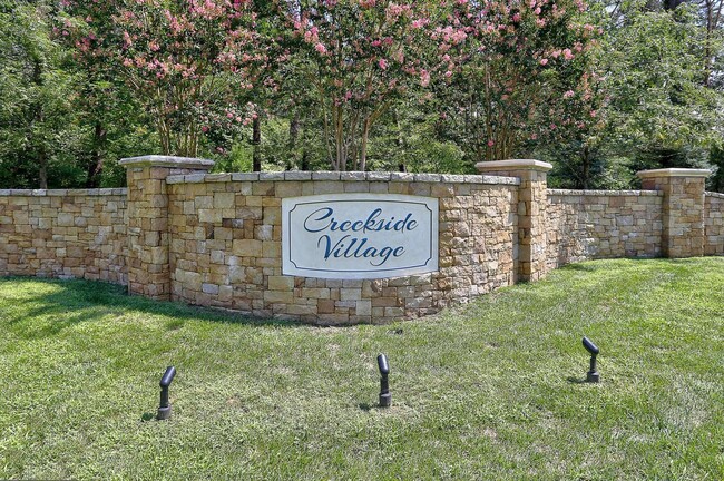 Foto del edificio - 8182 Hickory Hollow Dr