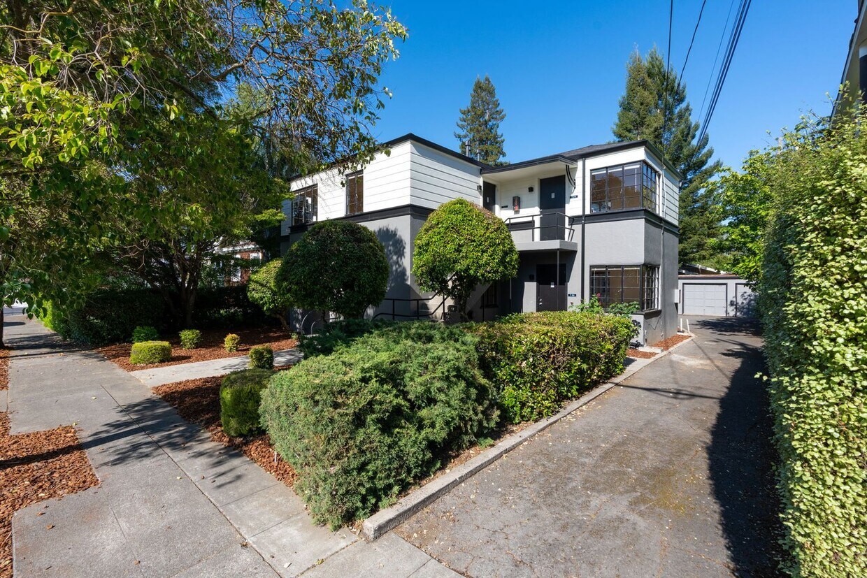 Foto principal - 728-734 Seminary St