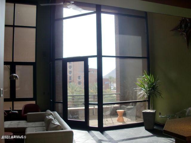 Foto del edificio - 7301 E 3rd Ave