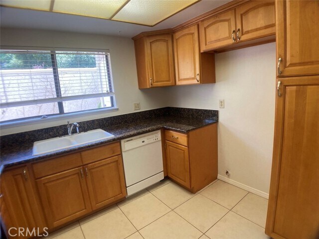 Building Photo - 6010 Ridgegate Dr