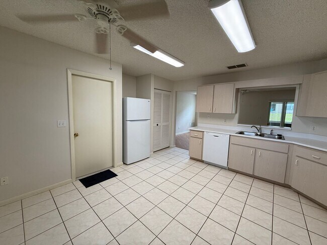 Foto del edificio - On Top of the World – Spacious Home in Premier 55+ Gated Community!