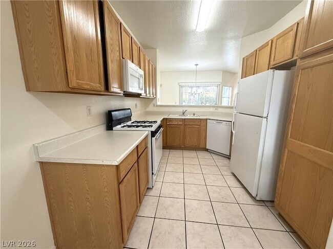 Foto del edificio - 7450 S Eastern Ave