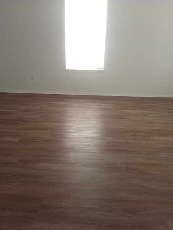 Photo - 3030 Congress Blvd Apartment