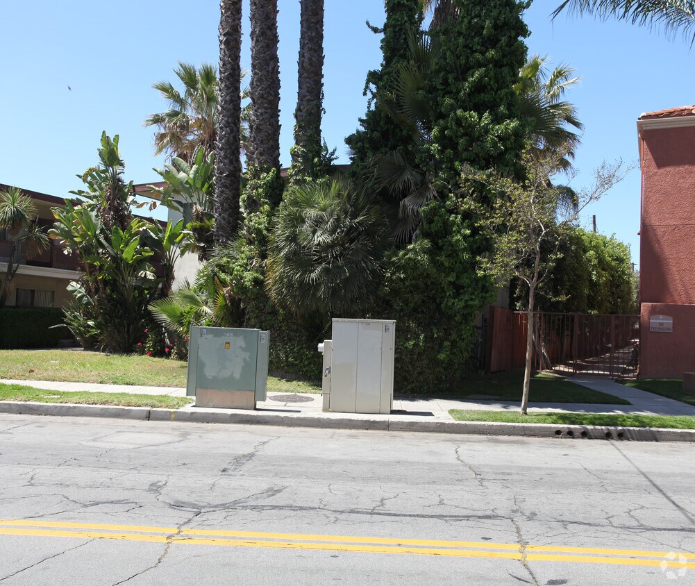 Foto del edificio - 1523 Scott Rd