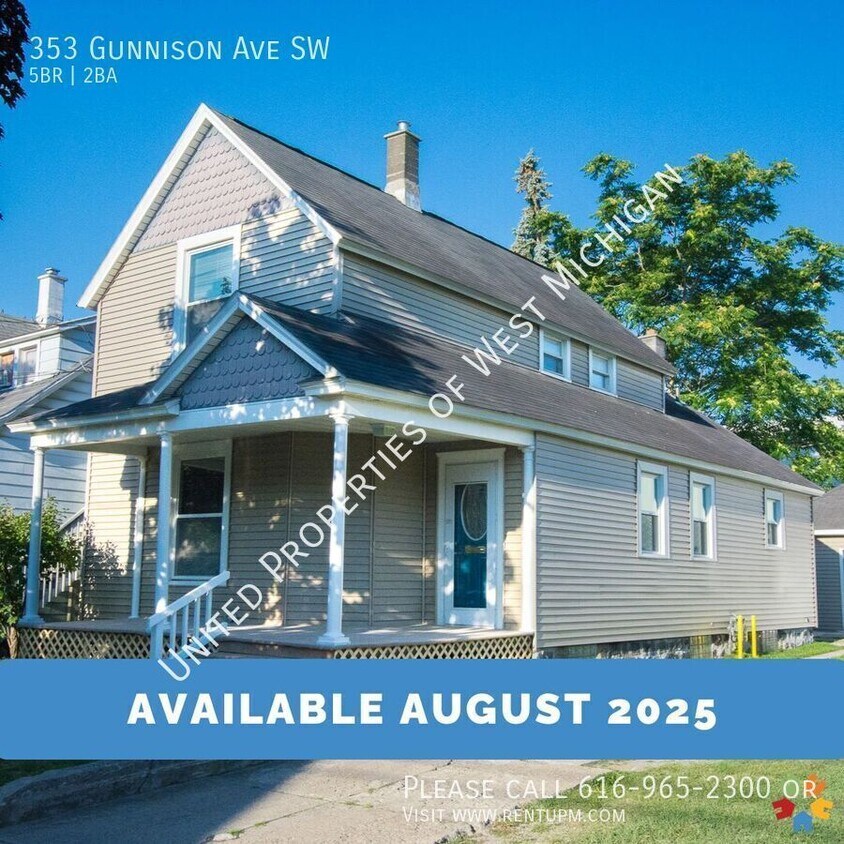 Primary Photo - Pre-Lease | Available 8/21/25 | Gorgeous 5...