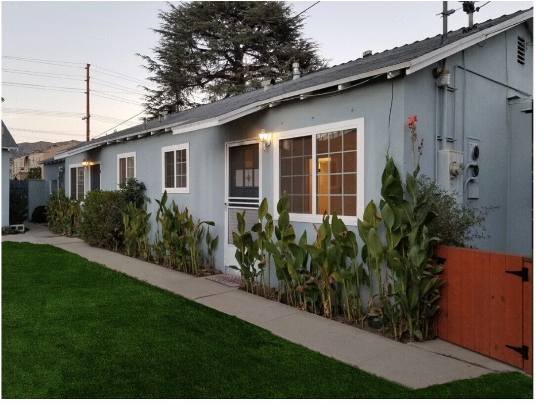 Foto principal - 1810 W Victory Blvd