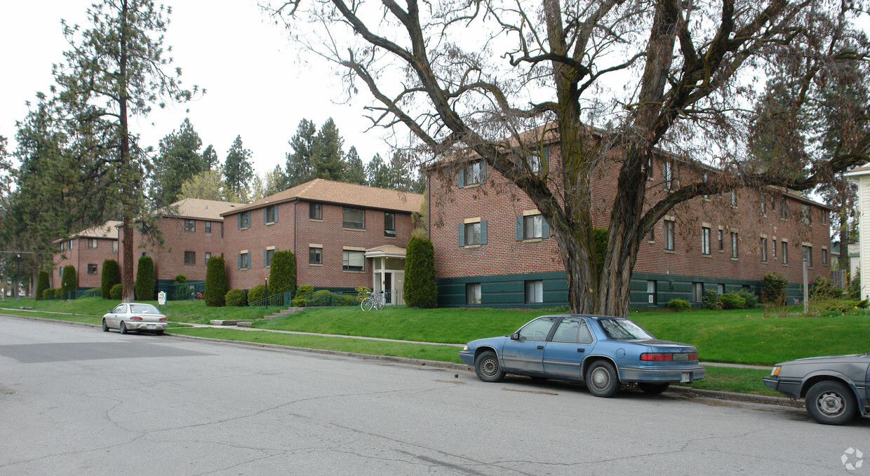 Primary Photo - 2012-2028 W 4th Ave