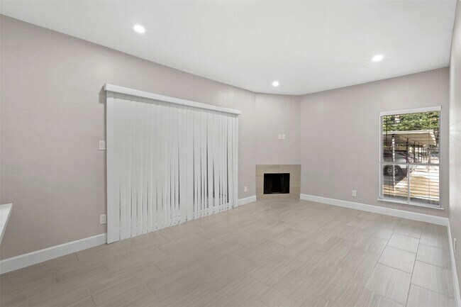 Foto del edificio - 2300 Augusta Dr