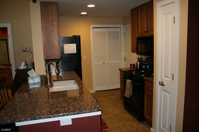 Building Photo - 1 br, 1 bath Condo - 6103 Monterra, Unit A