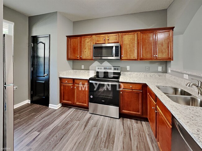 Building Photo - 2 br, 2.5 bath Townhome - 1935 Bayrose Cir
