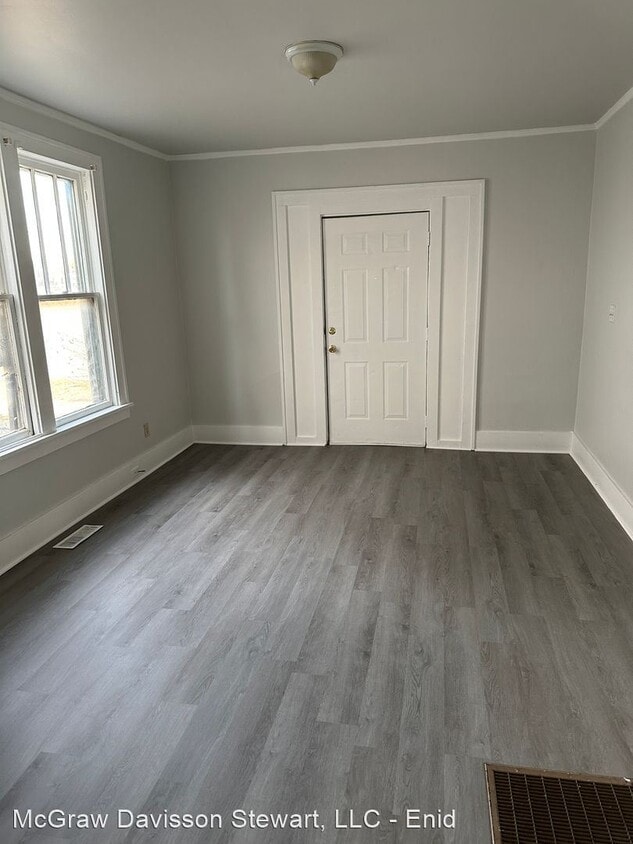 Primary Photo - 1 br, 1 bath House - 405 E Broadway