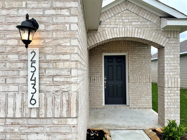 Foto del edificio - 25436 Northpark Lake Dr