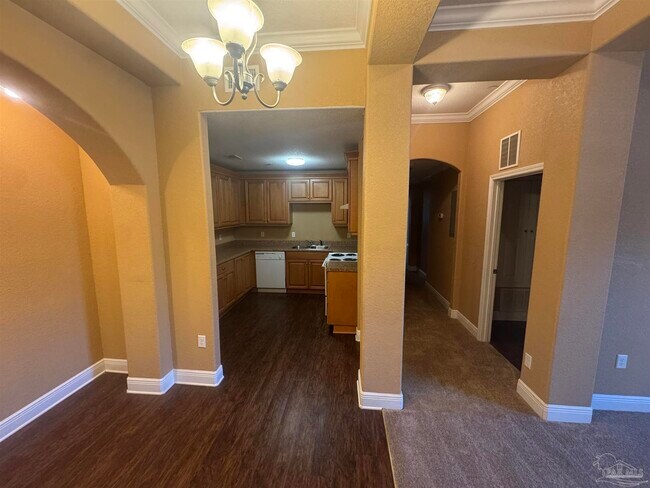 Building Photo - 7071 Lake Joanne Dr