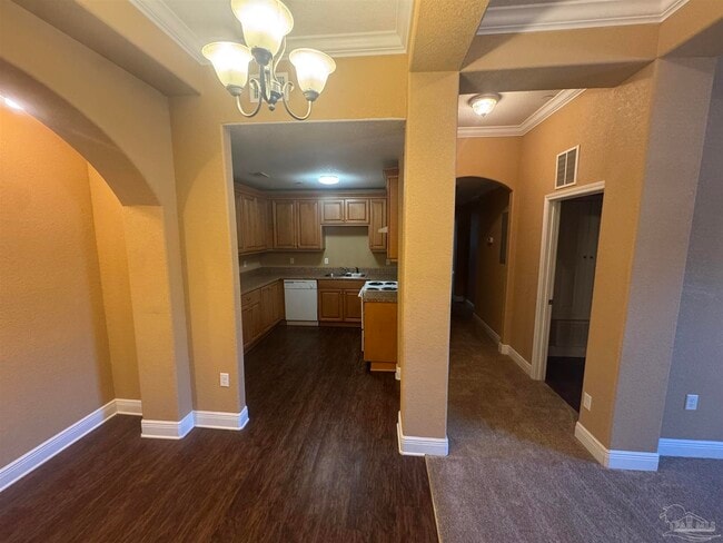 Foto del edificio - 7071 Lake Joanne Dr