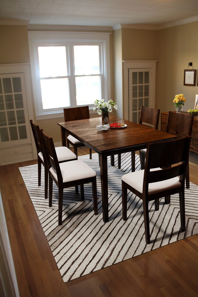 comedor - 5608 Beacon St