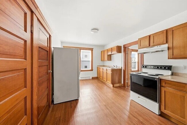 Foto del edificio - 31 Whitcomb St