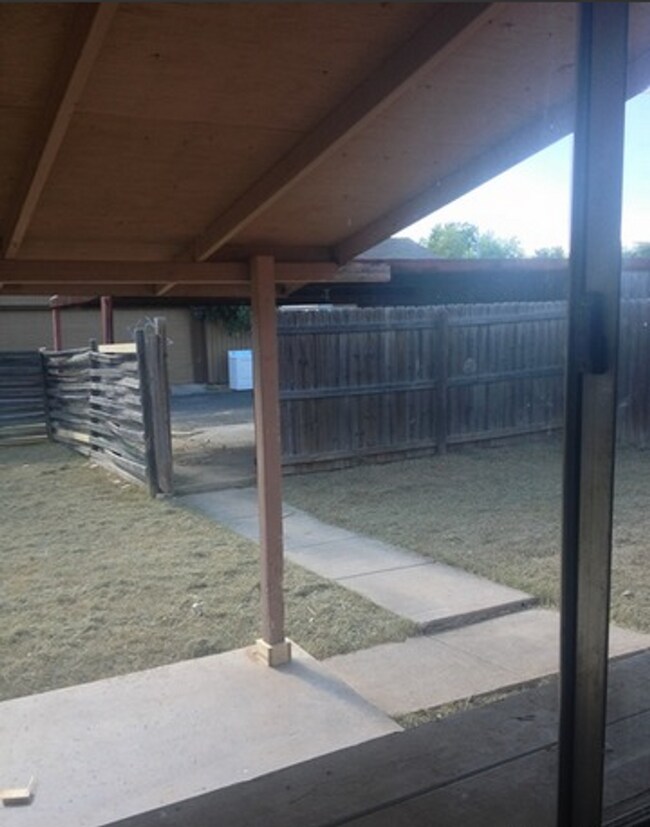 Foto del edificio - Renovated 2 bedroom, 1 bath