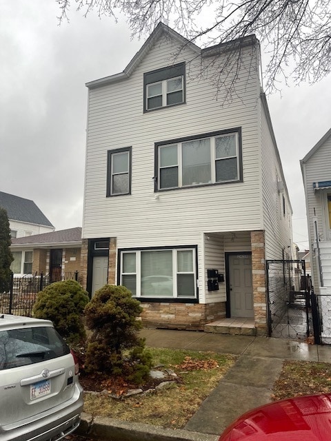 Building Photo - 2438 W 45th Pl