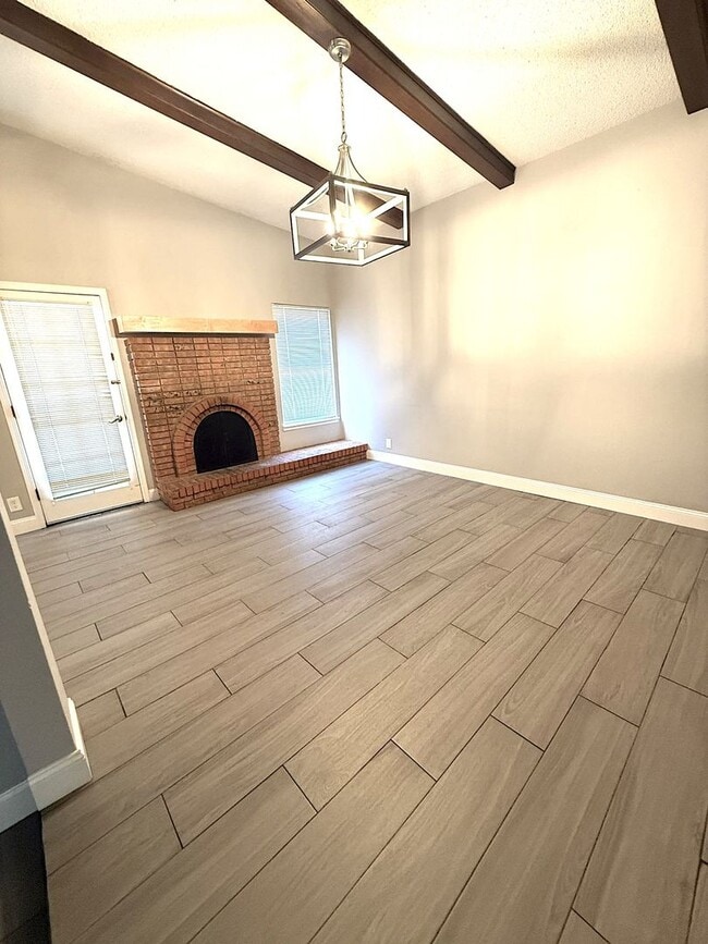 Building Photo - Charming 3 bedroom in NE Albuquerque. Osuna/San Pedro area near San Mateo. Refrigerated Air! 2 Ca...