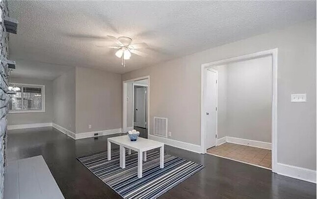 Building Photo - Beautiful full-brick 1-story home set back...