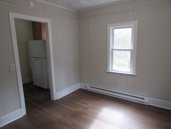 Foto del edificio - Small Single Family Home