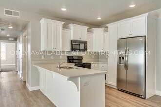 Building Photo - 1128 S 820 E
