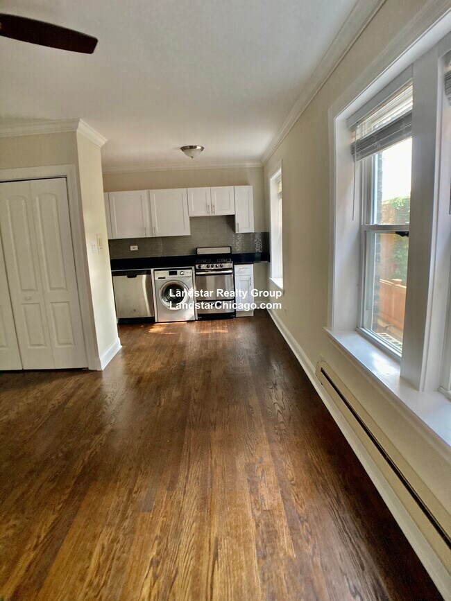 2129 N Dayton St Unit 105, Chicago, IL 60614 Condo for Rent in