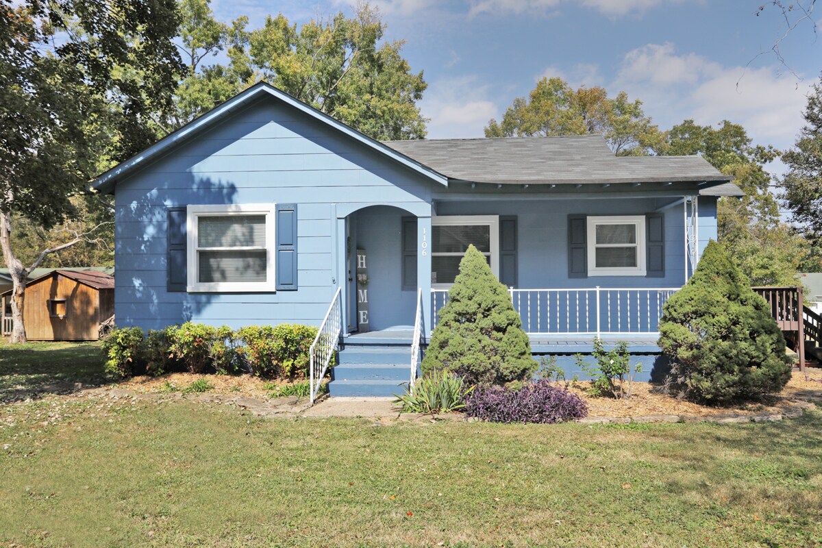 1106 Ridgewood St, Rossville, GA 30741 House Rental in Rossville, GA