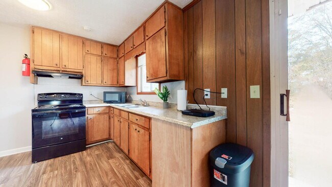 Foto del edificio - Live in Conley, a 3 mins drive to transit stop SR 42 @ Rock Cut Pl