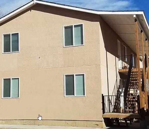 Exterior - 6010 Oak St