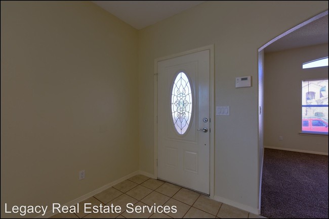 Foto del edificio - 4 br, 2.5 bath House - 6344 Franklin Gate