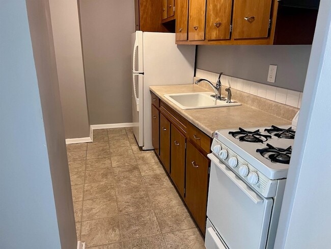 Photo - 225 St Pauls Ave Apartment