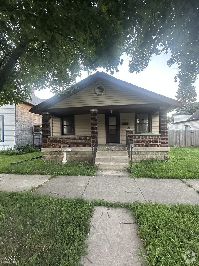 Building Photo - 1437 S Reisner St