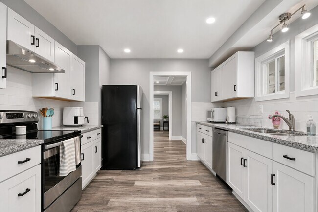 Foto del edificio - 417 N Main St