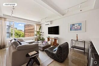 Building Photo - 255 Bowery