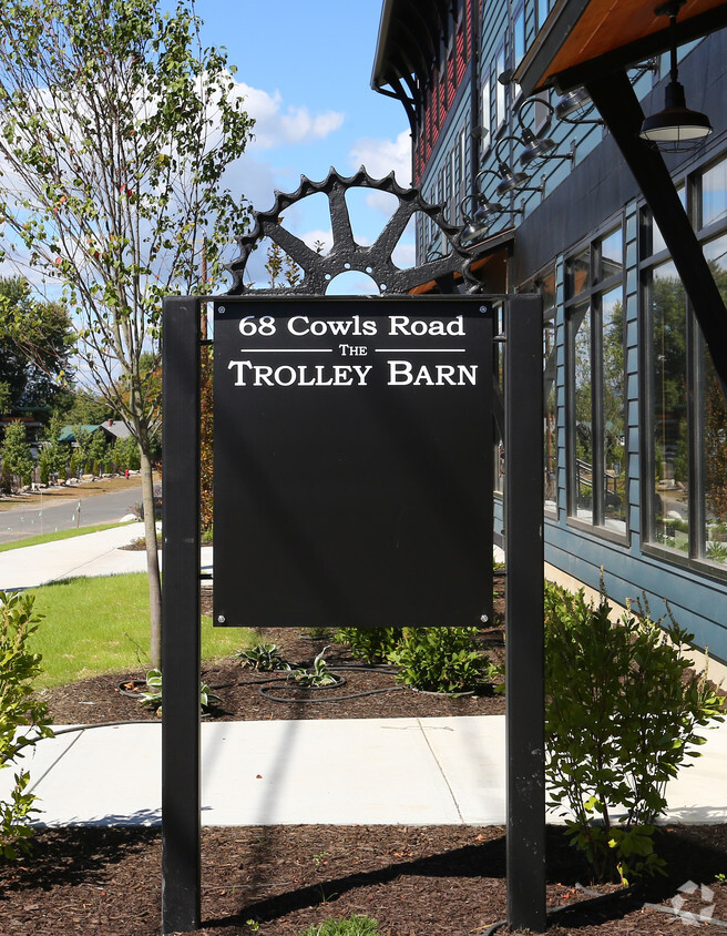 Foto del edificio - The Trolley Barn