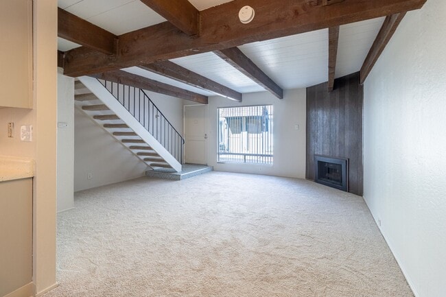 Building Photo - Live in the Heart of Midtown Sacramento!  ...