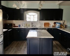 Building Photo - 34 Sloop Walk