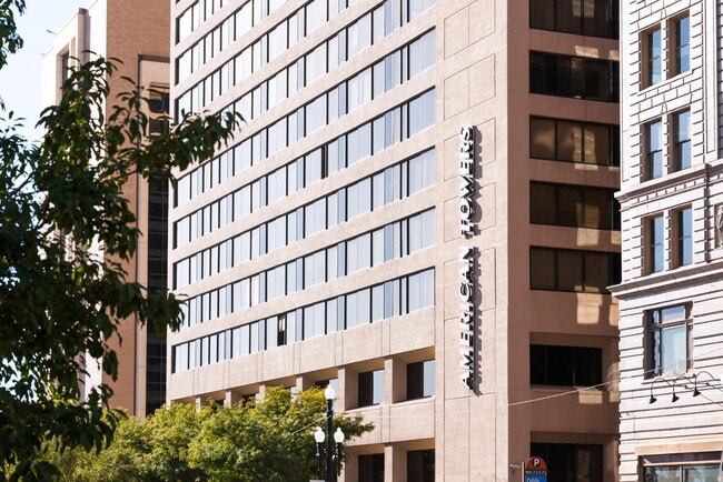 Building Photo - 44 W Broadway