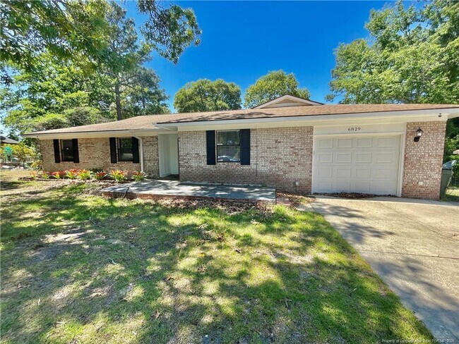 Foto del edificio - 6829 Timbercroft Ln