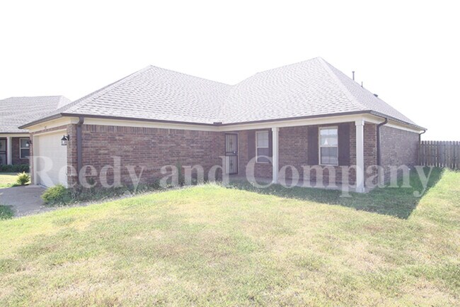Building Photo - 5527 Mallard Pond Cv