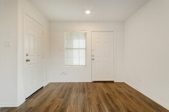 Building Photo - 5402 Logan Dale Dr