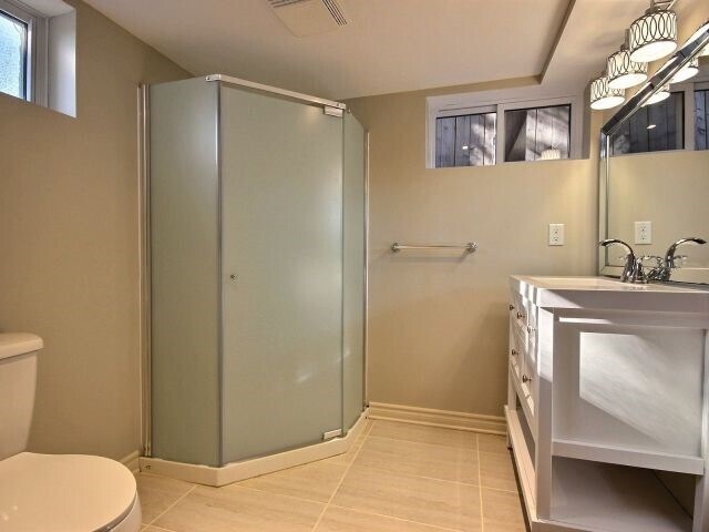 Photo du bâtiment - 105 Harold Av